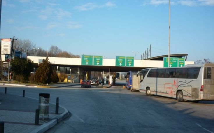 Αμείωτη η κίνηση των αυτοκίνητων στο Προμαχώνα – Αύριο η επίσημη πρώτη για το αεροδρόμιο της Καβάλας