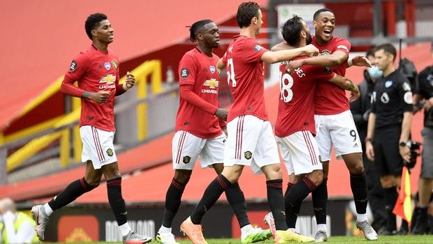 Premier League: Σαρωτικές νίκες για Μάντσεστερ Γιουνάιτεντ και Λέστερ