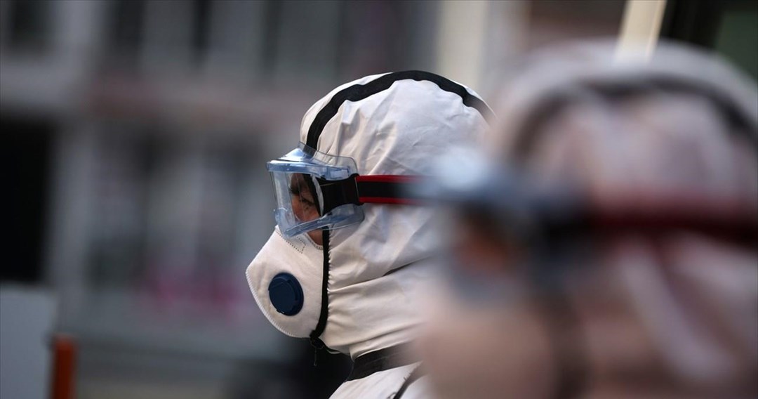 Kαραντίνα 10 ημερών για όσους φτάνουν με πτήσεις από τη Βρετανία