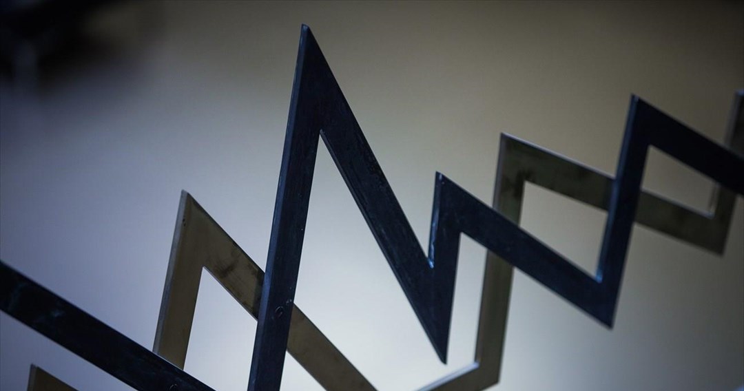 Βουτιά κερδών για τις εισηγμένες