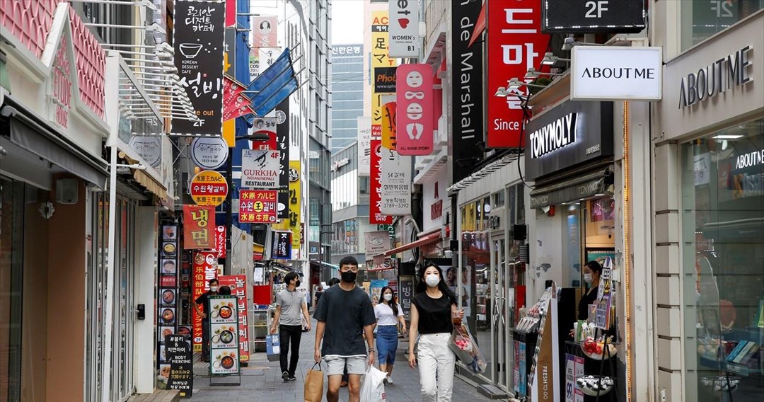 Αυστηρές προειδοποιήσεις από τον πρόεδρο Μουν