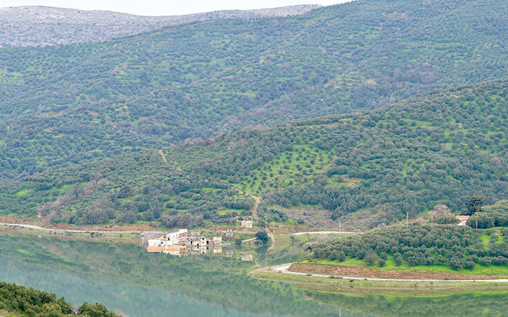 Δύο χωριά – φαντάσματα που «αναδύονται» από τα νερά τεχνητών λιμνών – Newsbeast