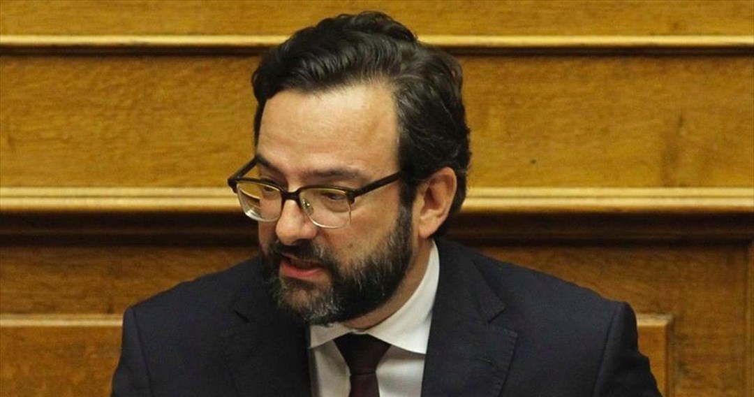 Ποιος είναι ο νέος κυβερνητικός εκπρόσωπος Χρήστος Ταραντίλης