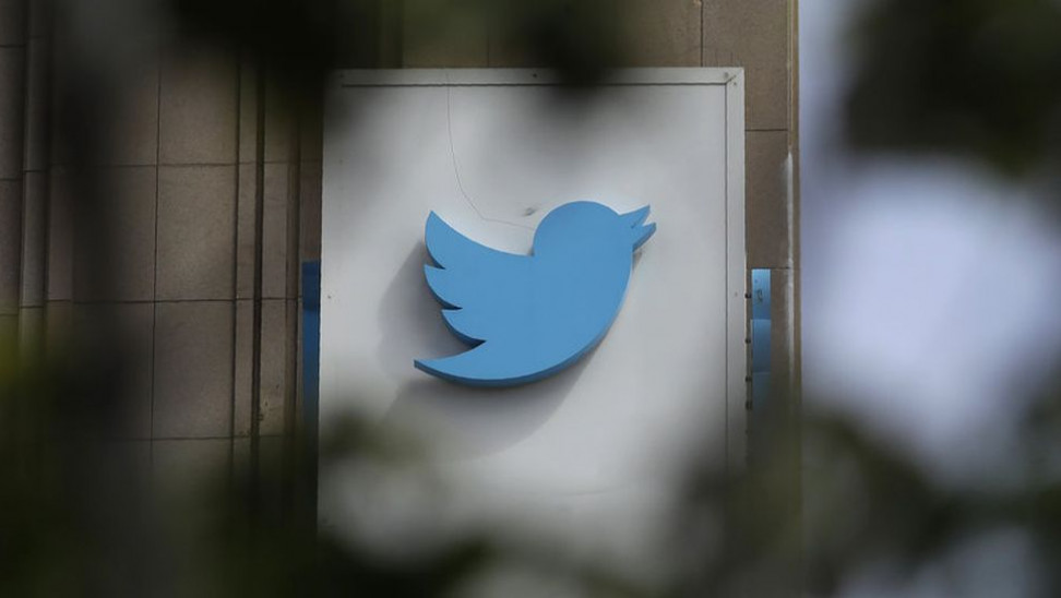 Twitter: Θα μπλοκάρει λογαριασμούς μετά από 5 μηνύματα παραπληροφόρησης για εμβόλια Covid