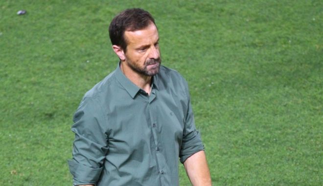 Μάντζιος: “Πολύ καλή η ομάδα με ένταση και πίεση, δεν έχουμε τελειώσει τις μεταγραφές μας”