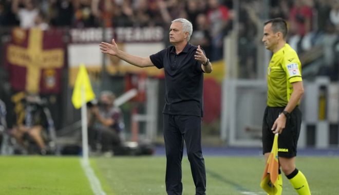 Μουρίνιο: “Κυριαρχήσαμε απέναντι στην Λάτσιο, αλλά διαιτητής και VAR δεν στάθηκαν στο ύψος τους”