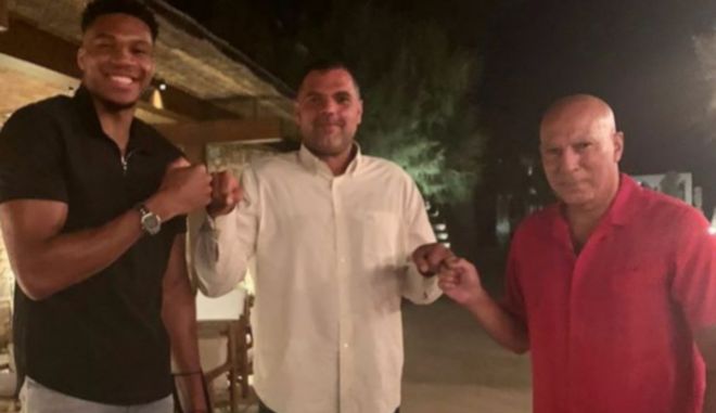 Δημήτρης Παπανικολάου: “Αποφάσισα να μοιραστώ ότι είμαι στο φάσμα του αυτισμού, έχω στοιχεία Άσπεργκερ”