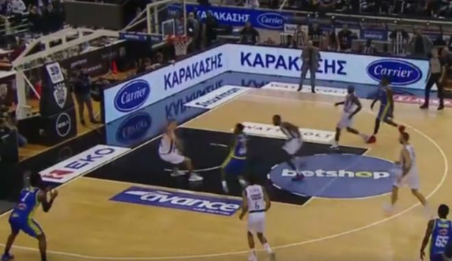 ΠΑΟΚ – Περιστέρι: Το buzzer beater του Έρικ ΜακΚρι