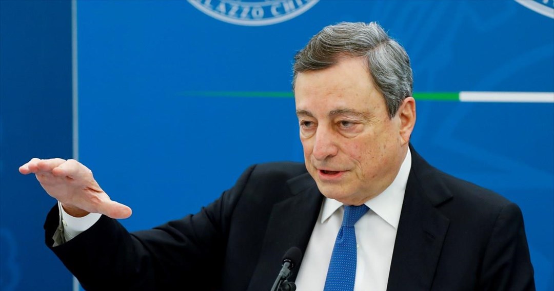 Ο Ντράγκι εξετάζει φοροελαφρύνσεις για επιχειρήσεις που θα προσφέρουν δωρεάν τεστ στους εργαζόμενους