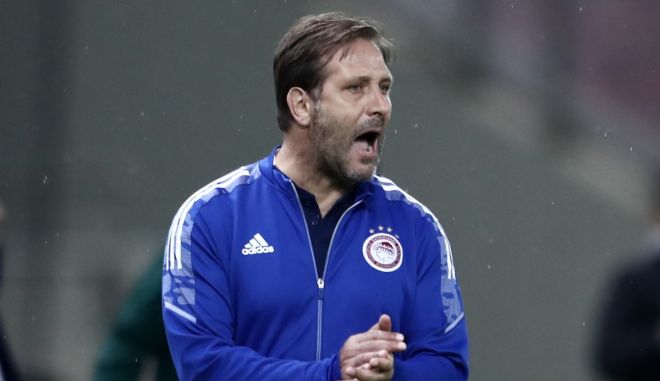 Μαρτίνς: “Ο Γκάρι Ροντρίγκες βγήκε γιατί πονούσε έπειτα από μία σύγκρουση”