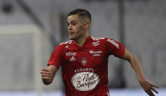 Ρομέν Φαβρ: “Είμαι έτοιμος να πάω στη Μίλαν, είναι ιδιαίτερο να σε καλεί ο Πάολο Μαλντίνι”