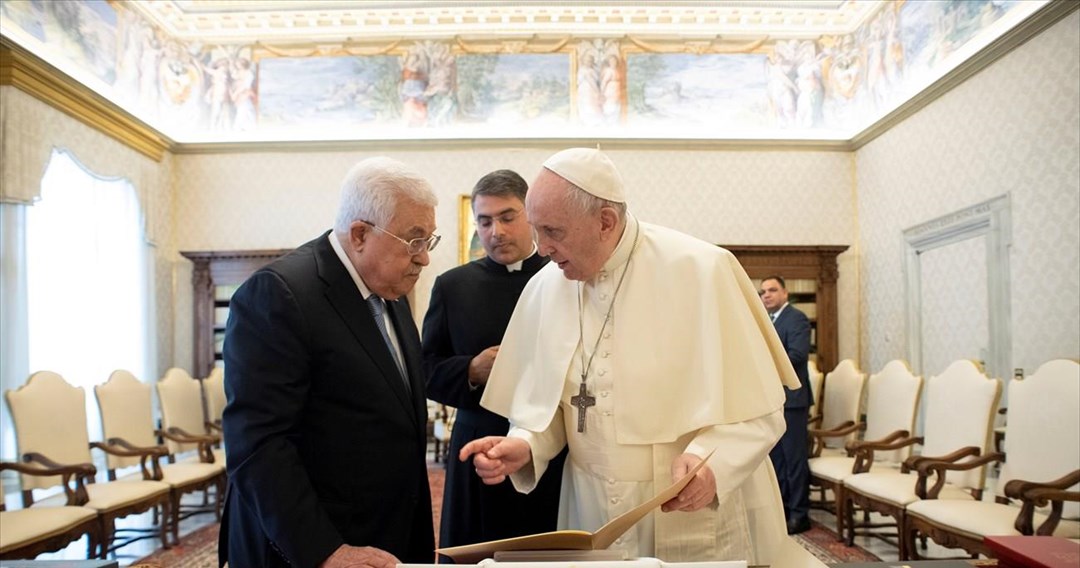 Για έκτη φορά ο Πάπας συνάντησε τον Παλαιστίνιο πρόεδρο