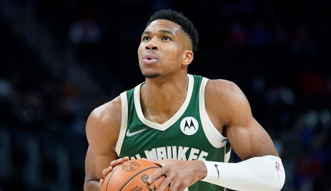 Μπακς – Νικς 98-113: Διπρόσωπο το Μιλγουόκι, ο Ντέρικ Ρόουζ νίκησε τον Αντετοκούνμπο