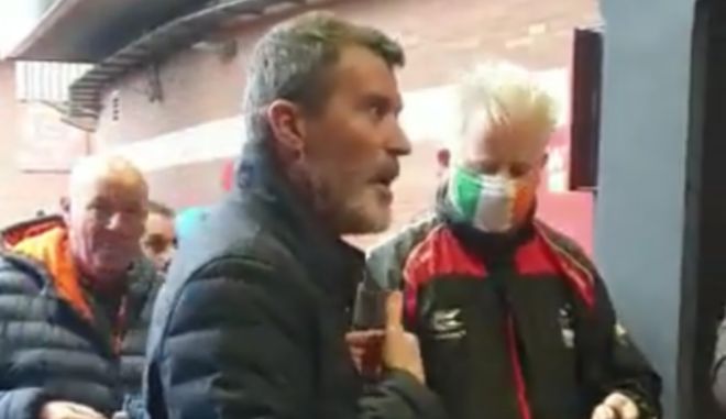 Μάντσεστερ Γιουνάιτεντ: Οπαδός τα “έχωσε” στον Ρόι Κιν μετά την ήττα από τη Σίτι