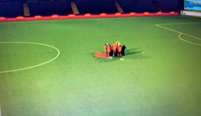 Κατέρρευσε παίκτης την ώρα αγώνα νορβηγικού πρωταθλήματος, διακομίστηκε άμεσα στο νοσοκομείο