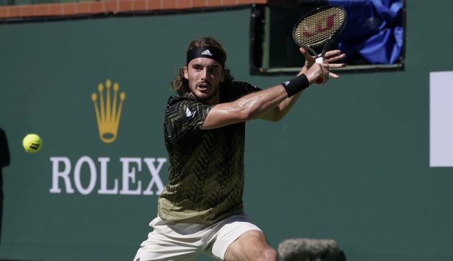 Τσιτσιπάς: “Προσπαθώ να προφυλαχθώ για το Τορίνο, είχα ένα θέμα με το χέρι για κάποιο διάστημα”