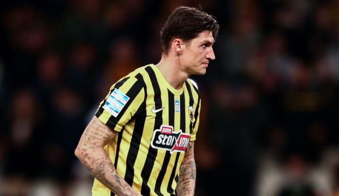 ΑΕΚ: Πρόβλημα στον προσαγωγό ο Τσούμπερ, ανησυχία ενόψει Ολυμπιακού