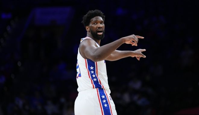NBA, τα αποτελέσματα της βραδιάς: Ο Εμπίντ σκέπασε τους Χόρνετς