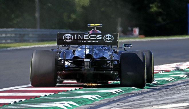 Formula 1: H Mercedes έγινε η πρώτη ομάδα που έβαλε μπροστά τον κινητήρα του 2022