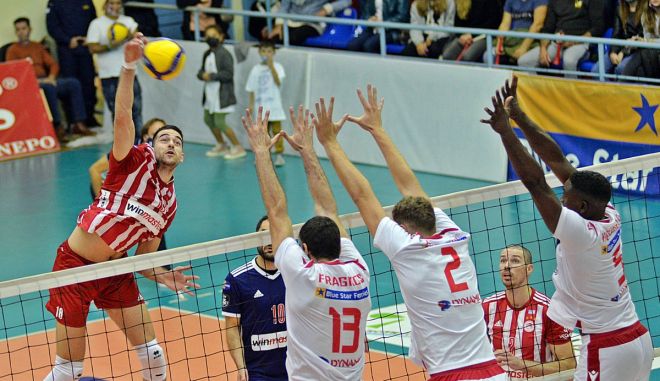 LIVE: Ολυμπιακός – Φοίνικας