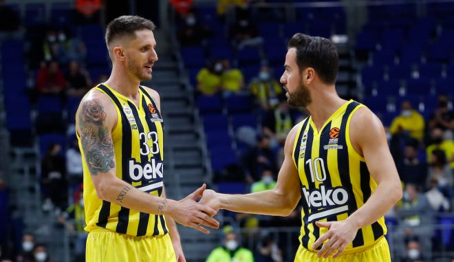 Φενέρμπαχτσε – Ζάλγκιρις 73-67: Επέστρεψαν από το -17 και βύθισαν κι άλλο τους Λιθουανούς