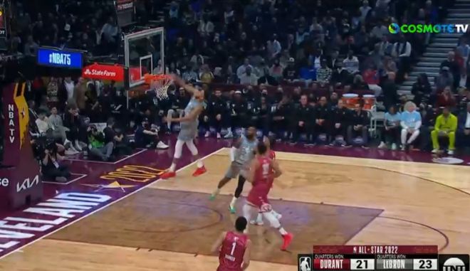 All Star Game 2022: Ο Γιάννης Αντετοκούνμπο αστόχησε σε κάρφωμα και απάντησε άμεσα με 2 δυναμικά καρφώματα