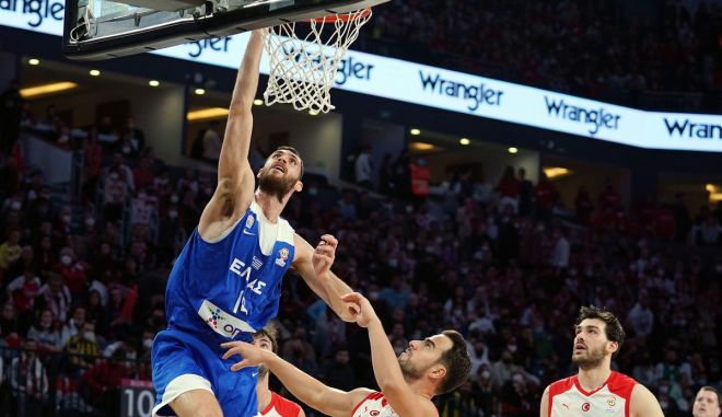 Τουρκία – Ελλάδα 67-76:  Η άλωση της Πόλης τη φέρνει αγκαλιά με την πρόκριση στο Παγκόσμιο