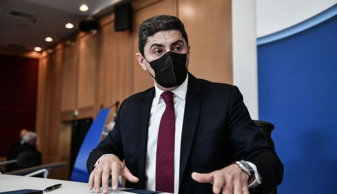 Αυγενάκης για ΕΠΟ: “Έχετε μπερδέψει την παράγραφο 6 του άρθρου 22”