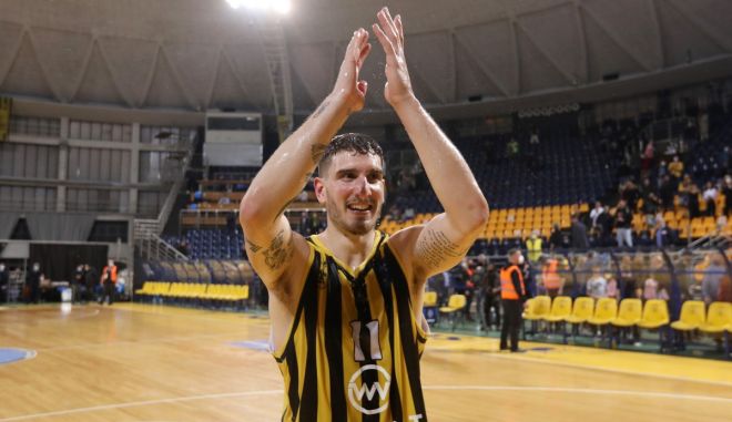 Ο Στέλιος Πουλιανίτης στο SPORT24: “Από το βράδυ που πήρα αυτόγραφο από τον Γκάλη, δεν έχω ξαναπλύνει το χέρι μου”