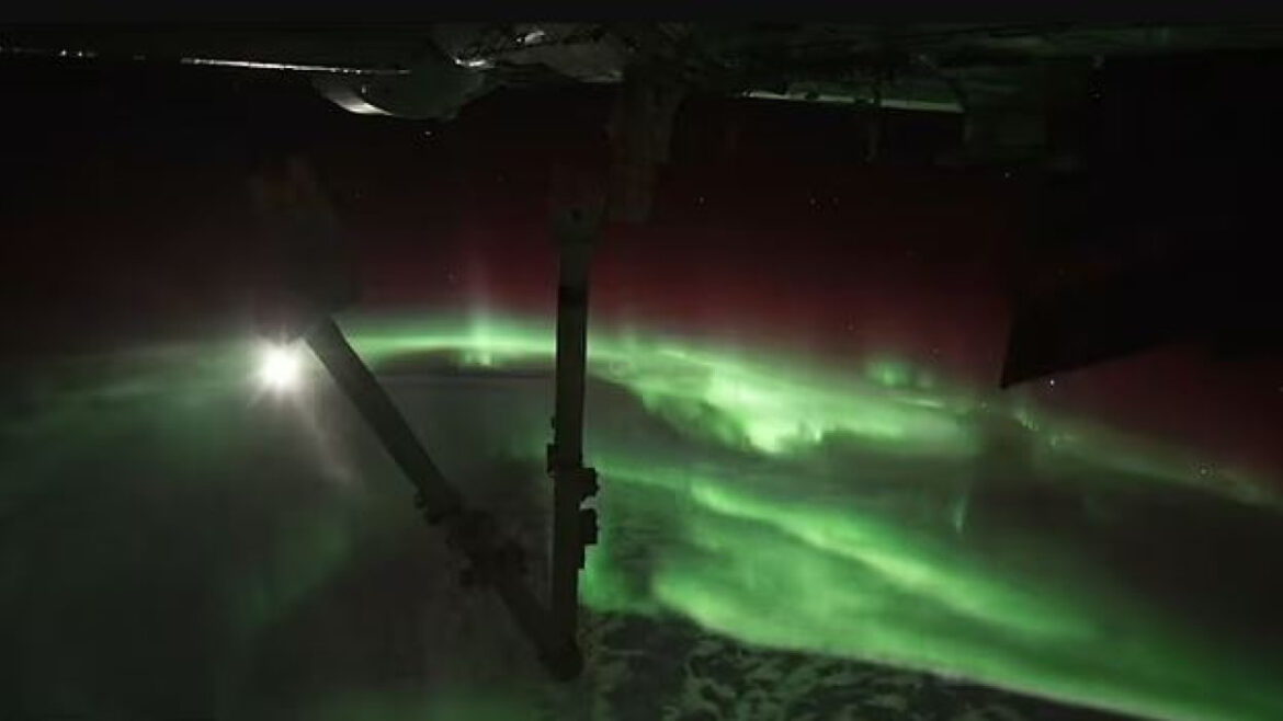 ISS: Φωτεινό πεδίο διατρέχει τον ουρανό πάνω από τον Ινδικό ωκεανό – Βίντεο