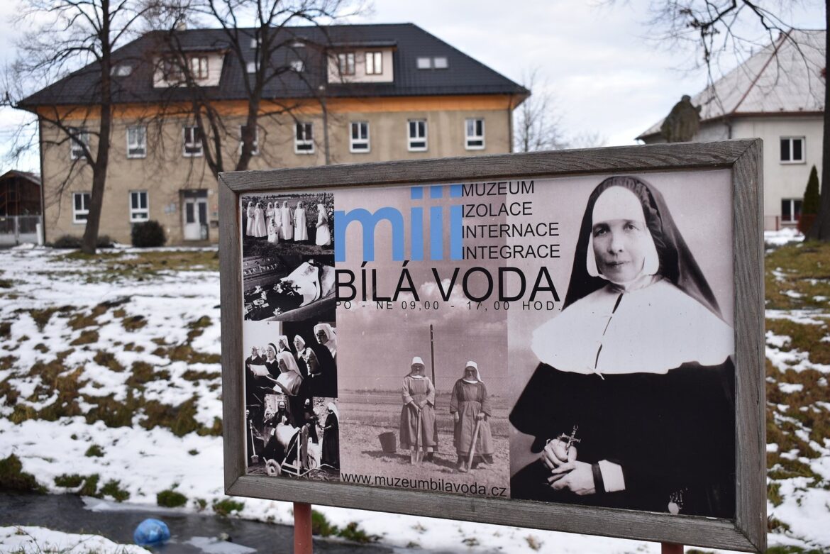 Μπίλα Βόντα – To σκοτεινό κεφάλαιο στην τσεχική ιστορία, με τις 1000 μοναχές