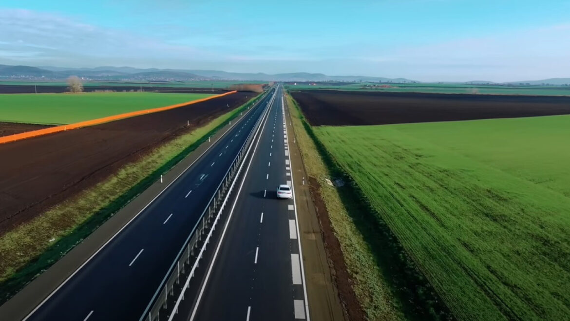 Ουγγαρία: Αν οδηγείς στη σωστή ταχύτητα, ο δρόμος σε ανταμείβει παίζοντας μουσική – Βίντεο