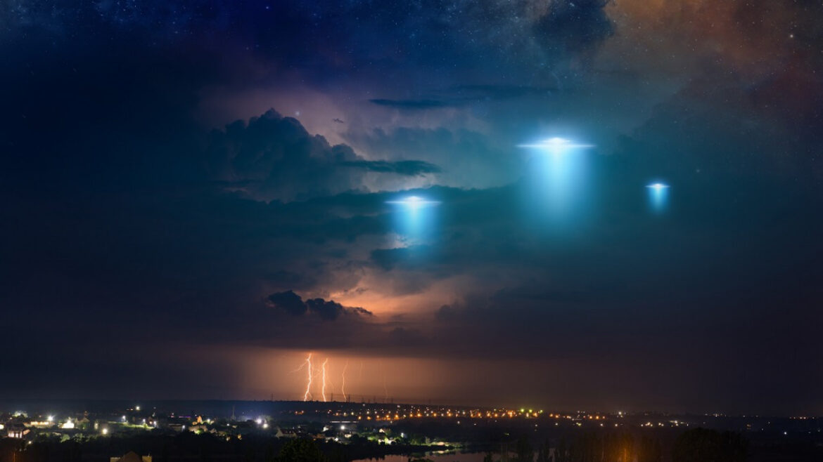 NASA: Tα UFO μπορεί να είναι «μη φιλική» κινεζική προηγμένη τεχνολογία