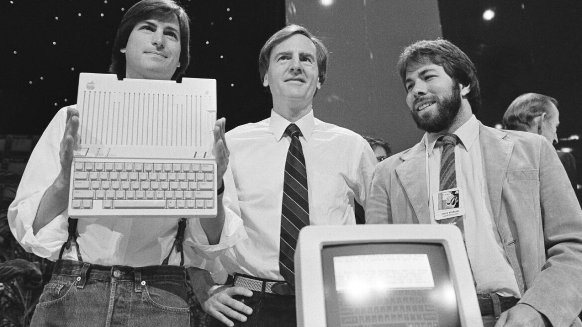 Σαν σήμερα, 48 χρόνια πριν: Ιδρύεται η Apple