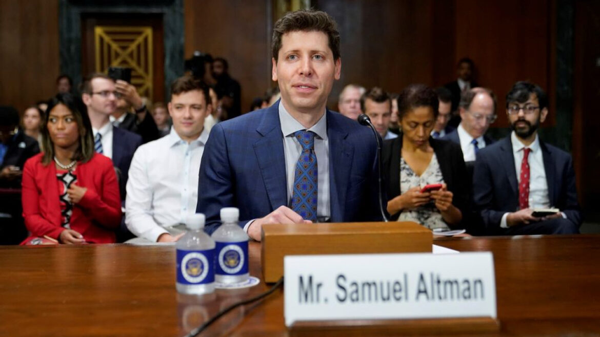 Elon Musk: Αποσύρει ξαφνικά την μύνηση κατά του OpenAI