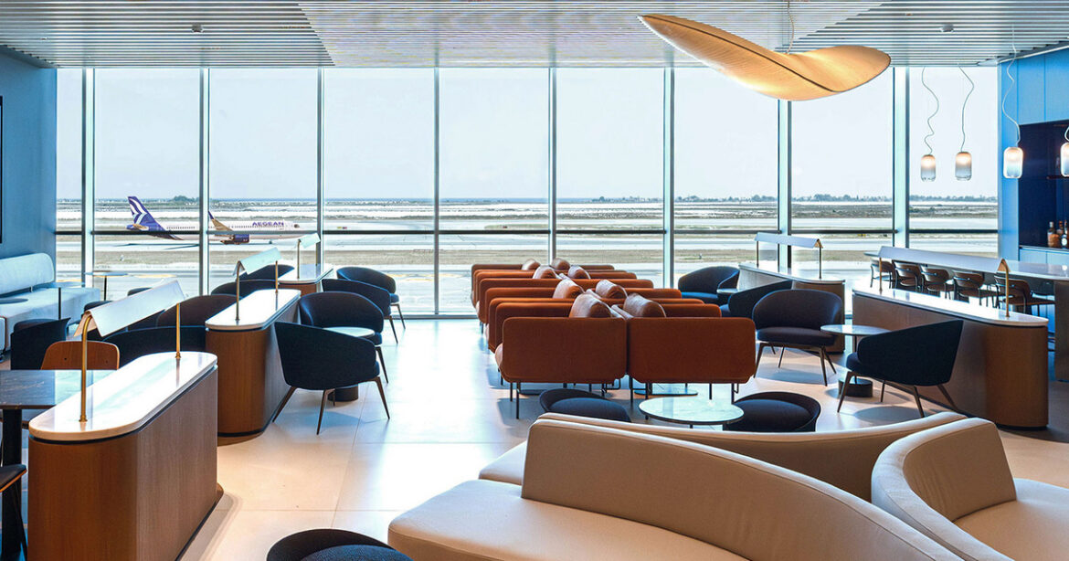 H AEGEAN καλωσορίζει τους επιβάτες της στο νέο Business Lounge στο αεροδρόμιο της Λάρνακας δίπλα στις πύλες αναχώρησης
