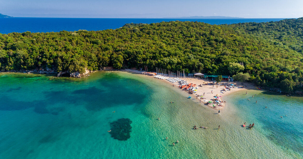 Μπέλα Βράκα, πανέμορφη, όπως λέει και το όνομά της