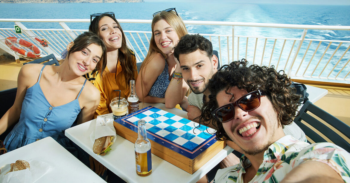 Πού θα ταξιδέψει φέτος το καλοκαίρι η παρέα;