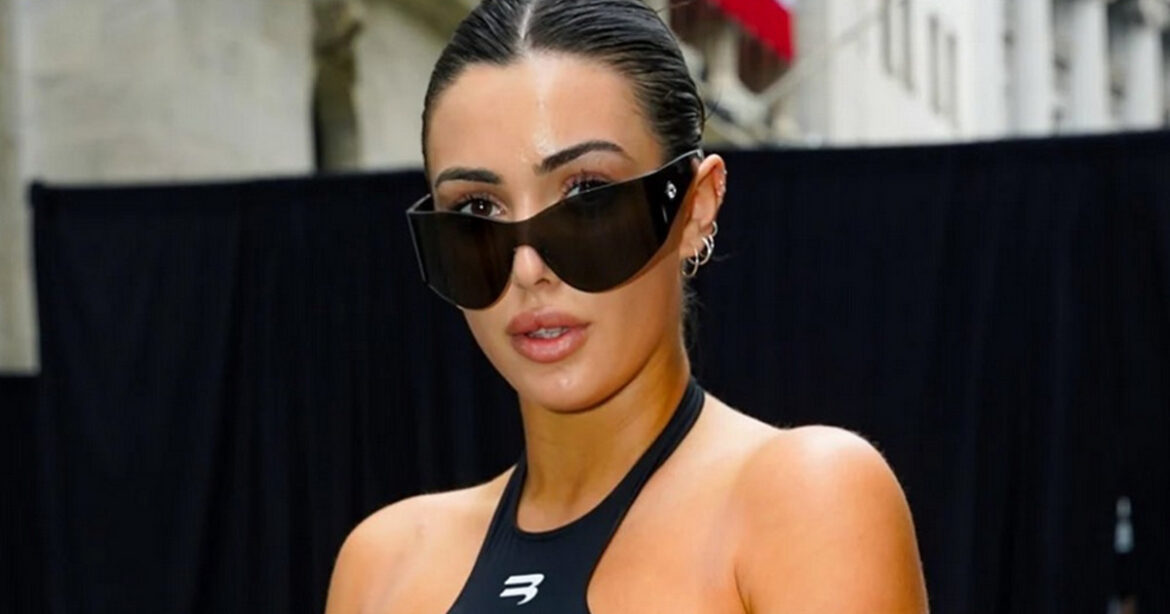 Η Bianca Censori βγήκε για ψώνια σχεδόν γυμνή