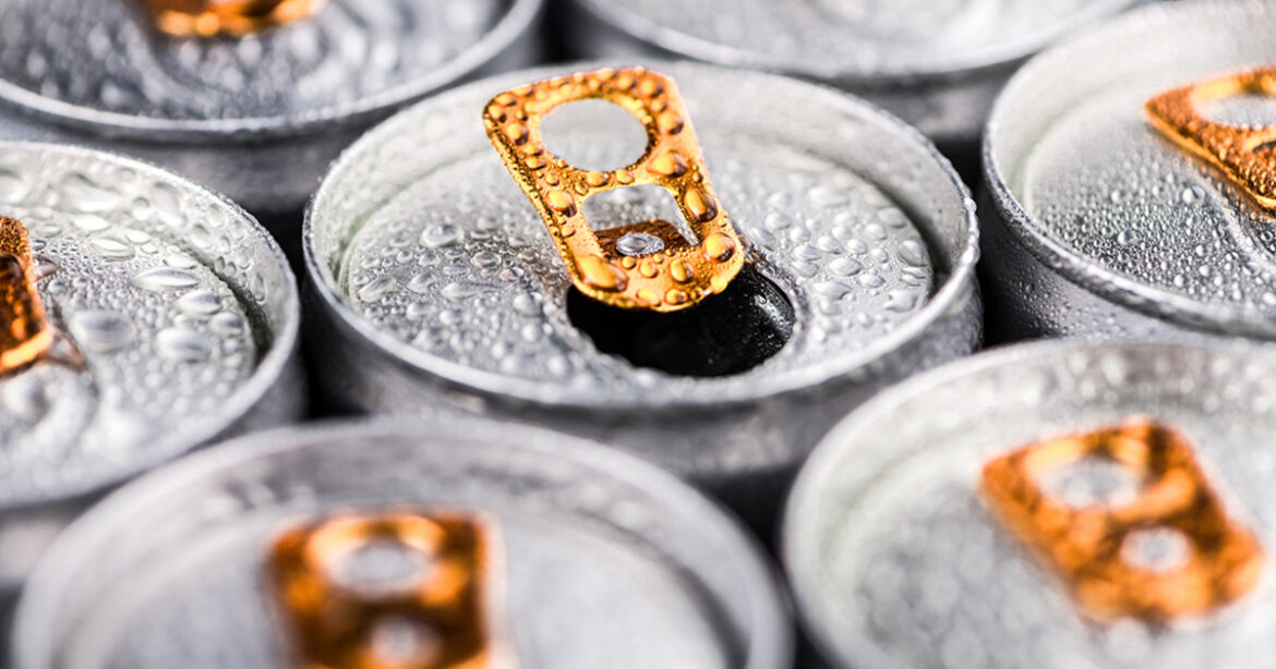 Η κατανάλωση ζαχαρούχων ποτών αυξάνεται στα παιδιά και τους έφηβους παγκοσμίως