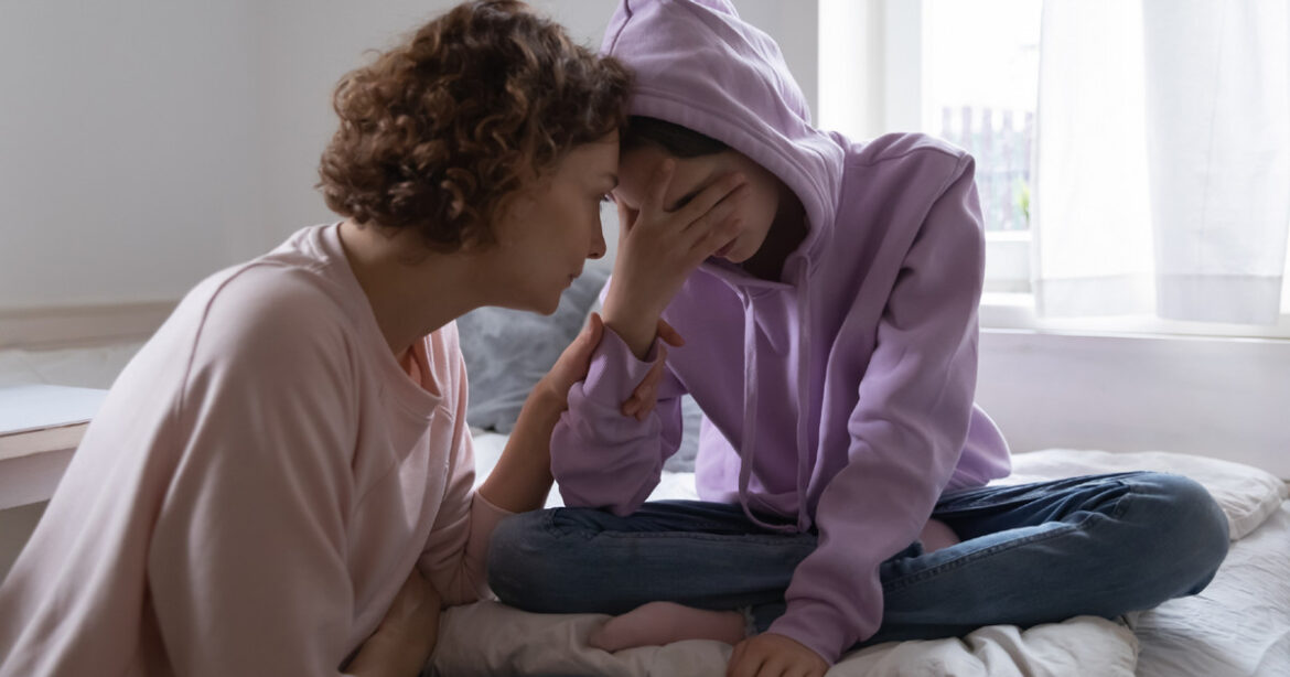 Αυτοκτονίες ανηλίκων: Οι παράγοντες της σύγχρονης μάστιγας και τι μπορούν να κάνουν οι γονείς