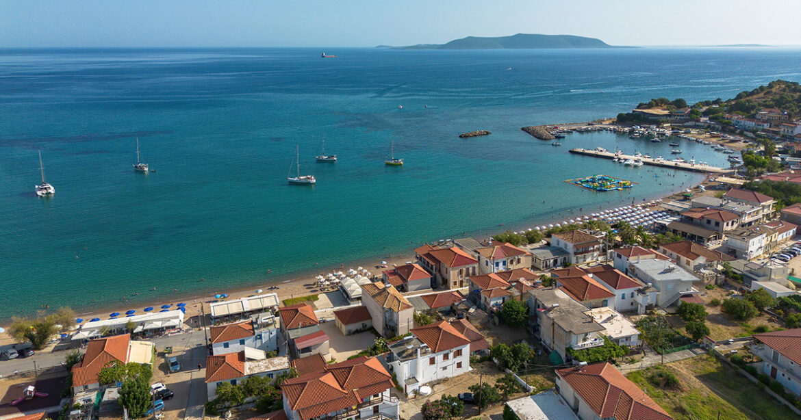 Το όμορφο μέρος στη Μεσσηνία για… λίγο καλοκαίρι ακόμη
