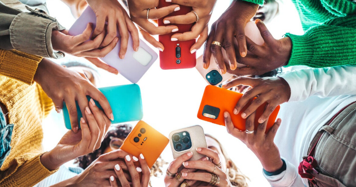 Πώς ο εθισμός στο διαδίκτυο μπορεί να επηρεάσει τον εγκέφαλο του εφήβου