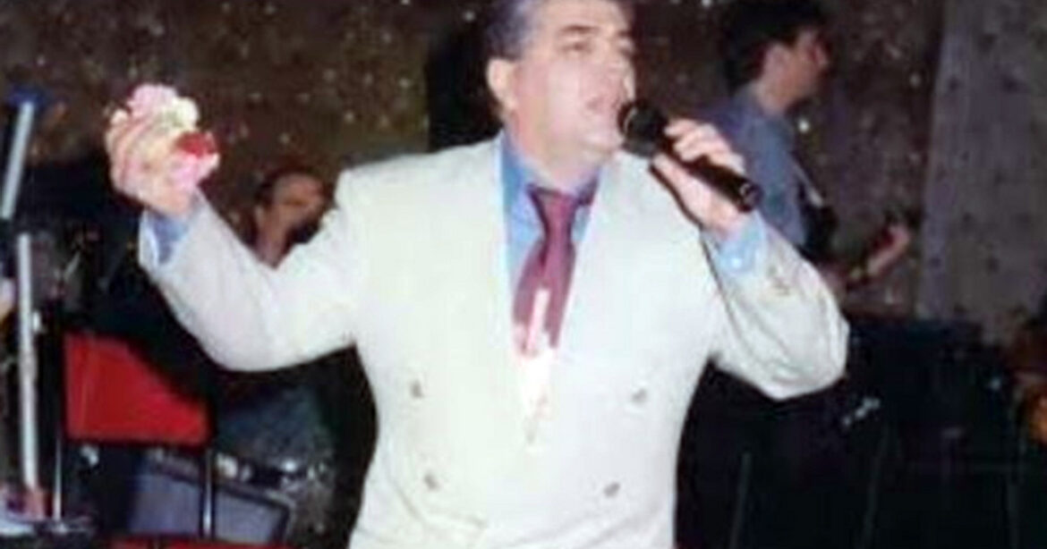 Πέθανε ο τραγουδιστής Κώστας Χαλκιάς