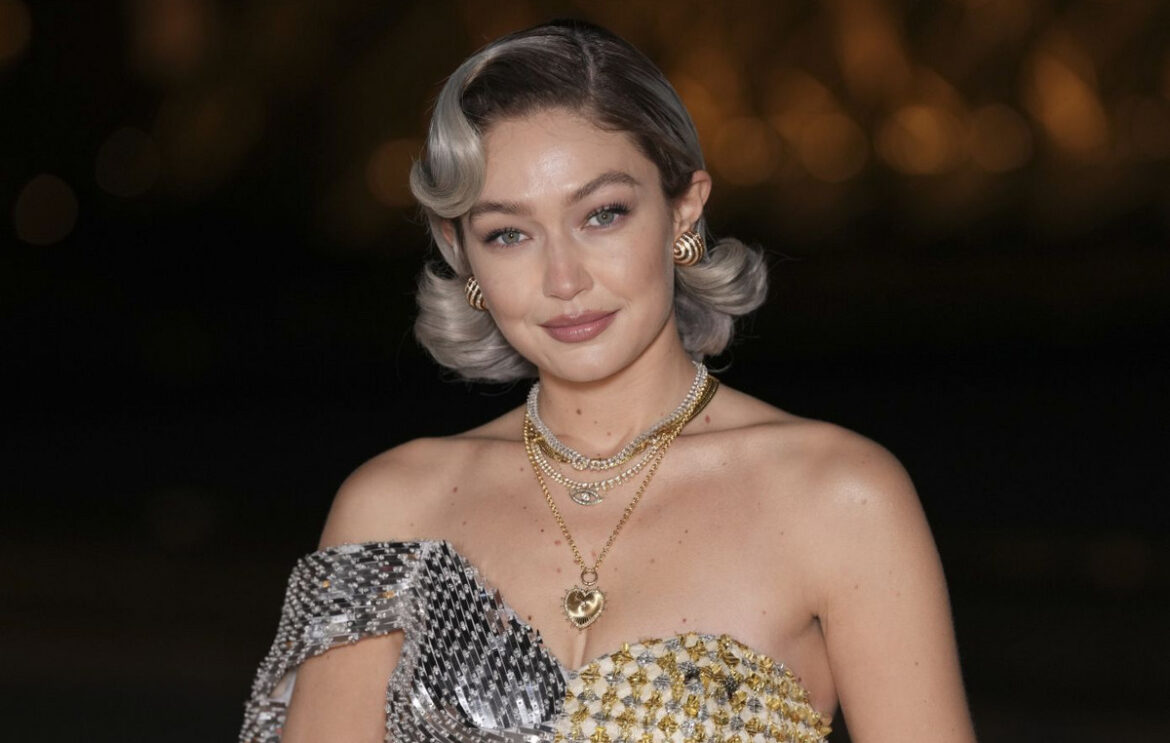 «Silver Tequila»: Ο Δημήτρης Γιαννέτος χάρισε στη Gigi Hadid μια φανταστική απόχρωση του ξανθού