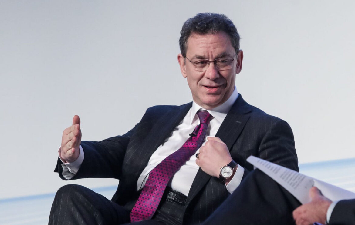 Άλμπερτ Μπουρλά: Περισσότερες θεραπείες και γρηγορότερα, χάρη στην τεχνητή νοημοσύνη