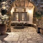 επενδύσεις τοίχου με πέτρα Καρύστου δάπεδα με πλάκες Καρύστου σκαλοπάτια Καρύστου